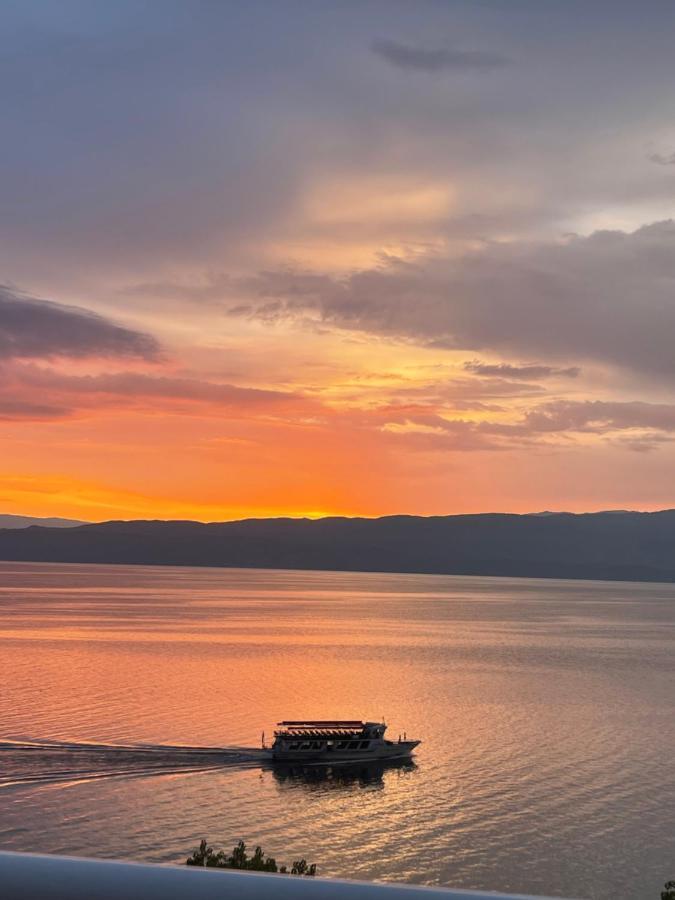 Lago Hotel Ohrid Buitenkant foto